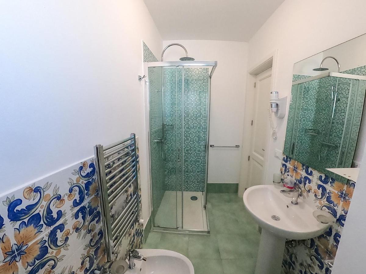Gyaaim Villa Castro  Dış mekan fotoğraf